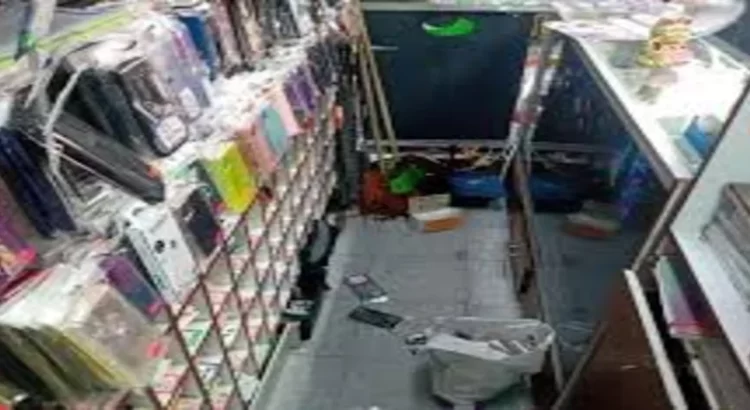 Aseguran más de 15 mil objetos en Plaza de la Tecnología