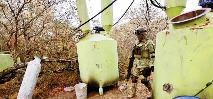 Cártel de Sinaloa recluta estudiantes de química para la producción de fentanilo