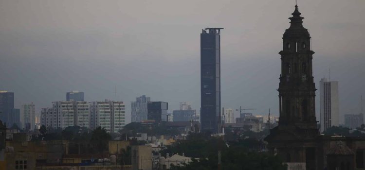 Gobierno de Jalisco buscará reducir mala calidad del aire en invierno