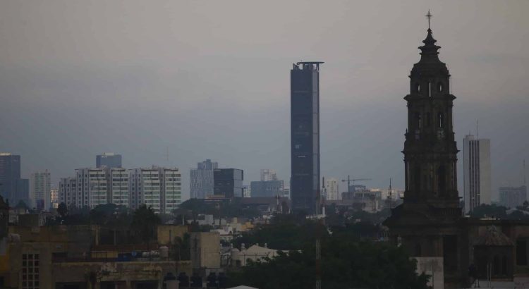 Gobierno de Jalisco buscará reducir mala calidad del aire en invierno