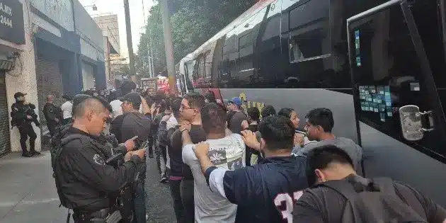 Gobierno de Jalisco refuerza apoyo a refugiados tras retención por normalistas de Atequiza