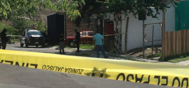Descubren fosa clandestina en fraccionamiento de Tlajomulco