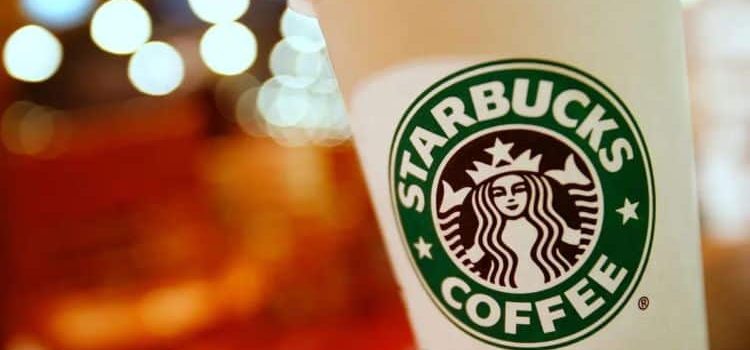 Repartidor se quema con un café y demanda a Starbucks por 50 mdd Repartidor se quema con un café y demanda a Starbucks por 50 mdd