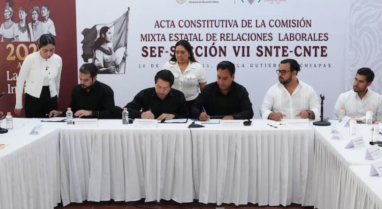 No habrá reformas que afecten a los maestros asegura Mario Delgado