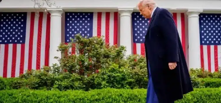 Se hunde la popularidad de Trump