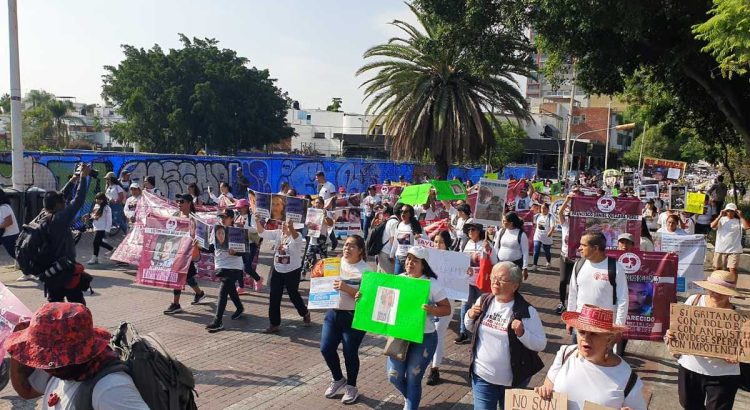 Colectivos cuestionan subsidio de 11 mdp para búsqueda de desaparecidos en Jalisco