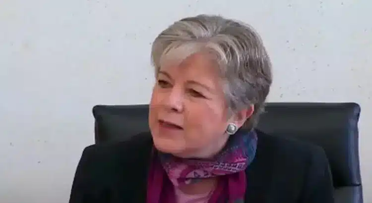 Se destapa Alicia Bárcena