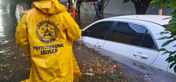 Lluvias e inundaciones en Jalisco dejan seis muertos Lluvias e inundaciones en Jalisco dejan seis muertos