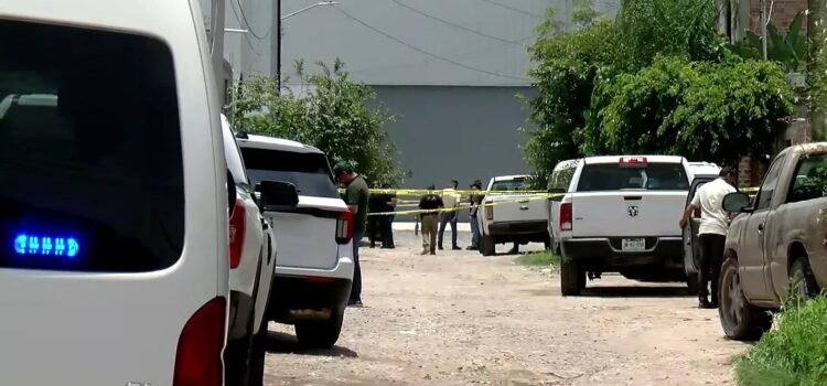 Hombre mata a sus dos hijos y se dispara tras discusión con su esposa en Jalisco