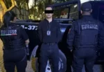 Detienen a hombre que se hacía pasar por agente en Jalisco