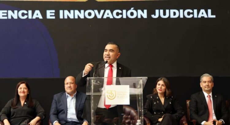 Congreso de Jalisco rechaza ratificación de Espinosa Licón como magistrado