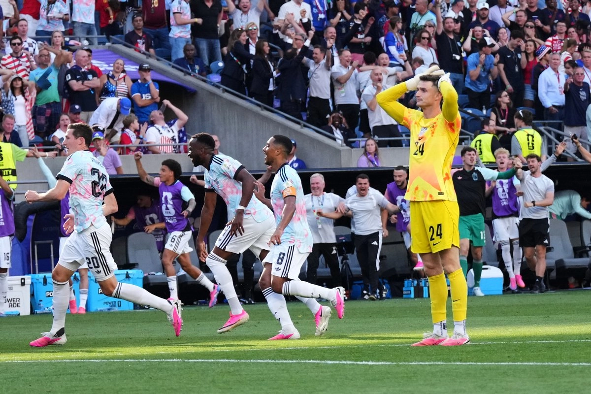 Los tres anfitriones quedan fuera del Mundial 2026