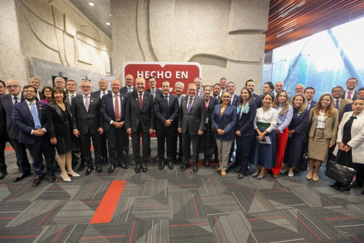 Sostienen México y Suiza reunión para fortalecer acuerdo comercial con la AELC